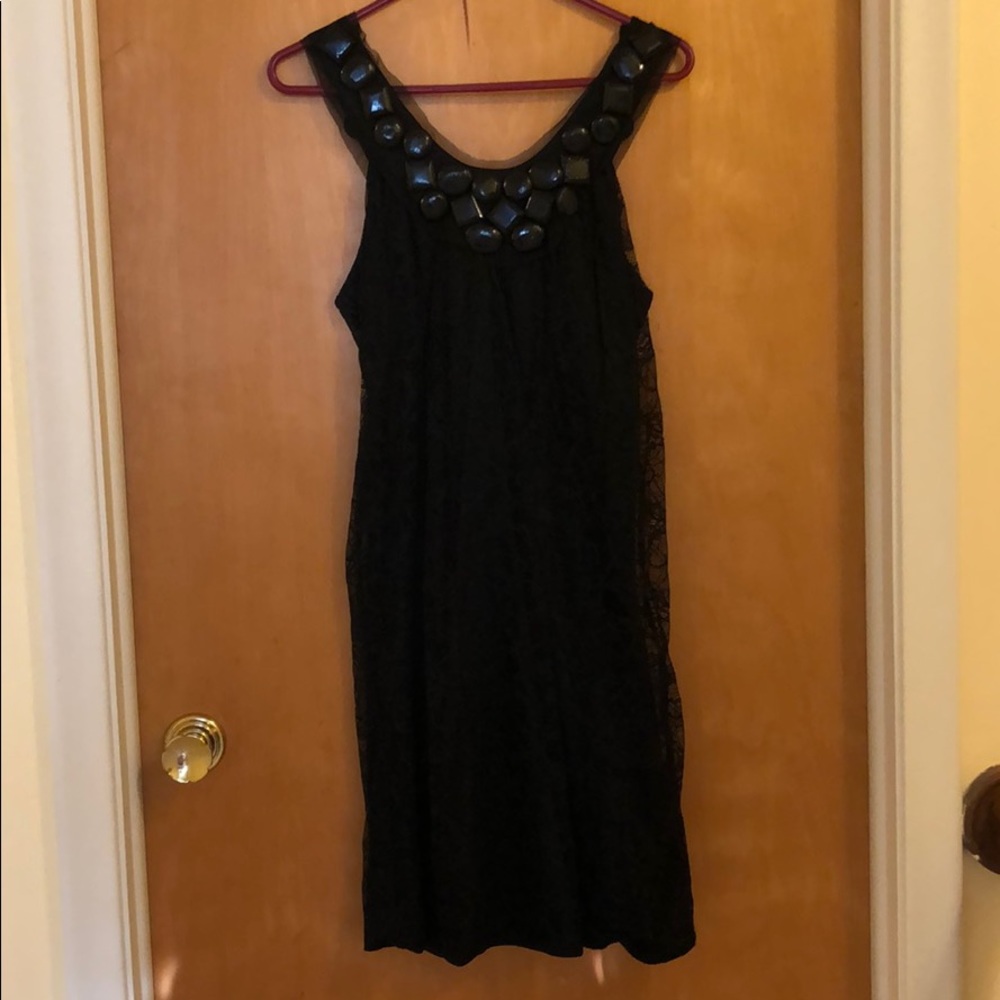 Poleci black lace shift dress